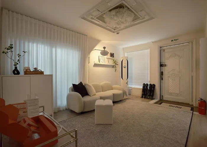 Apartment Thecotilda Mapo 공항철도dmc역5분 월드컵경기장 홍대 연남동 망원시장 한강공원 마포 Seoul