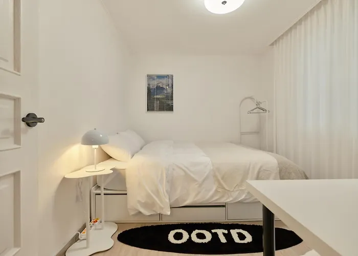 Apartment Thecotilda Mapo 공항철도dmc역5분 월드컵경기장 홍대 연남동 망원시장 한강공원 마포